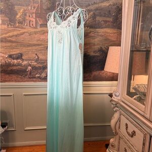 NWT Vintage Kayser turquoise satin Lace Nightgown